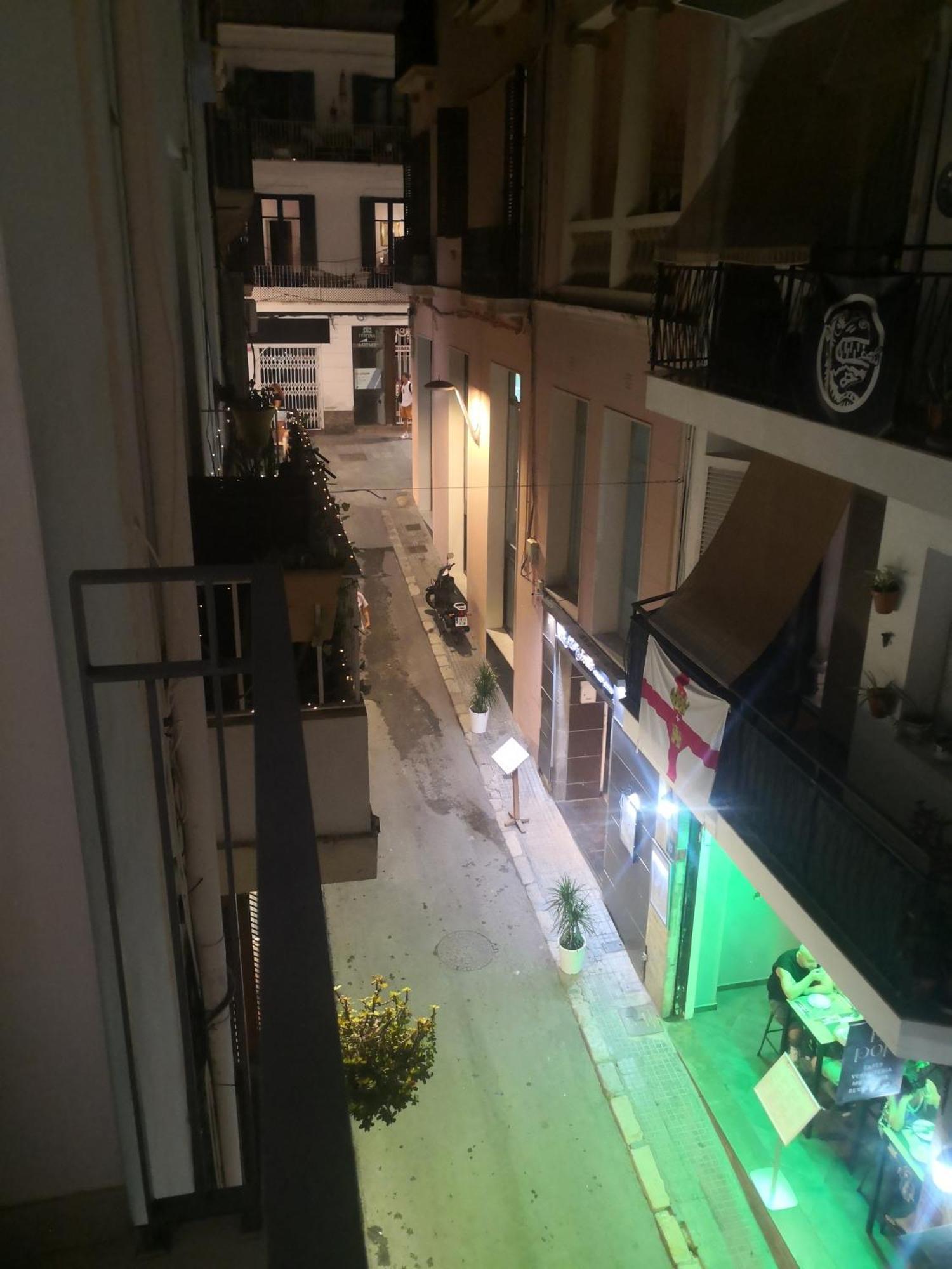 Acogedor Apartamento En El Centro De Sitges, Al Lado De La Playa エクステリア 写真